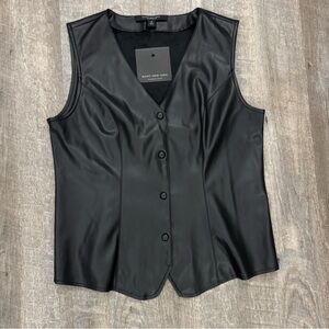 NWT Edgy Punk Biker Vegan Leather Vest Sz Medium